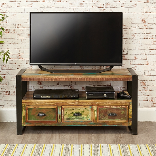 Urban Chic Wooden Tv Stand With 3 Drawers